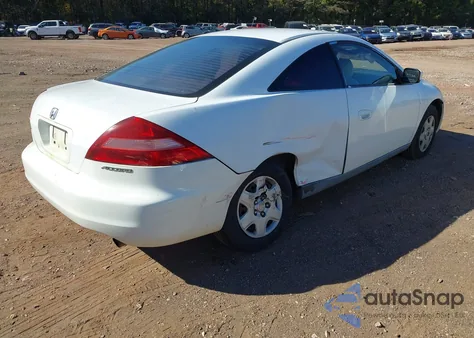 2005 Honda Accord 2.4 Lx z USA, uszkodzony, nr VIN 1HGCM72365A012903